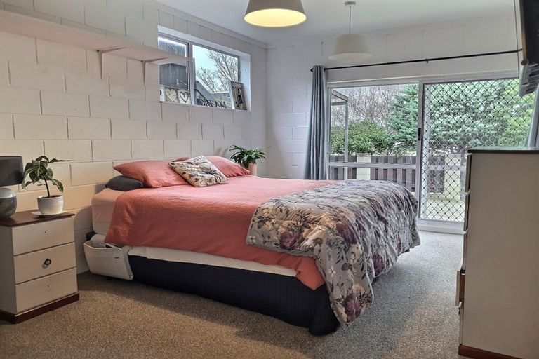 Photo of property in 10 Leeton Drive, Waipukurau, 4200