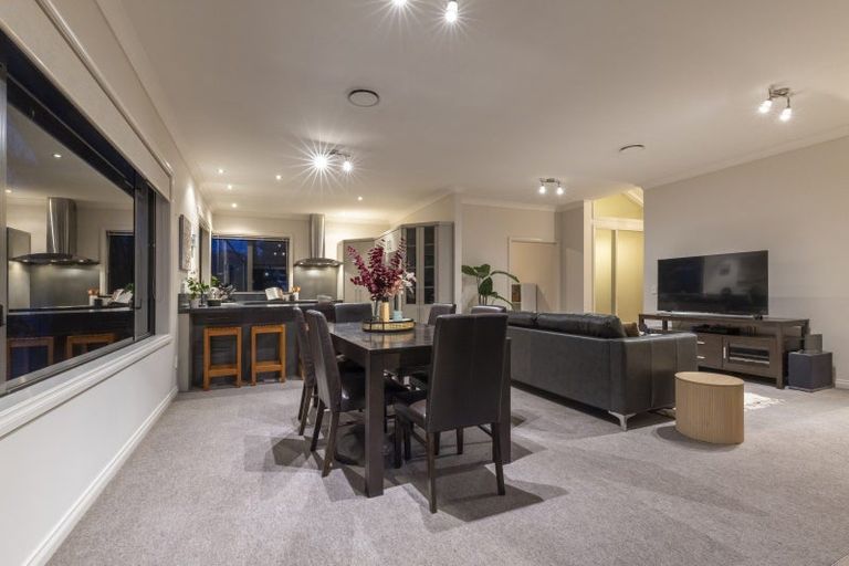 Photo of property in 71 Hillcrest Road, Raumati Beach, Paraparaumu, 5032