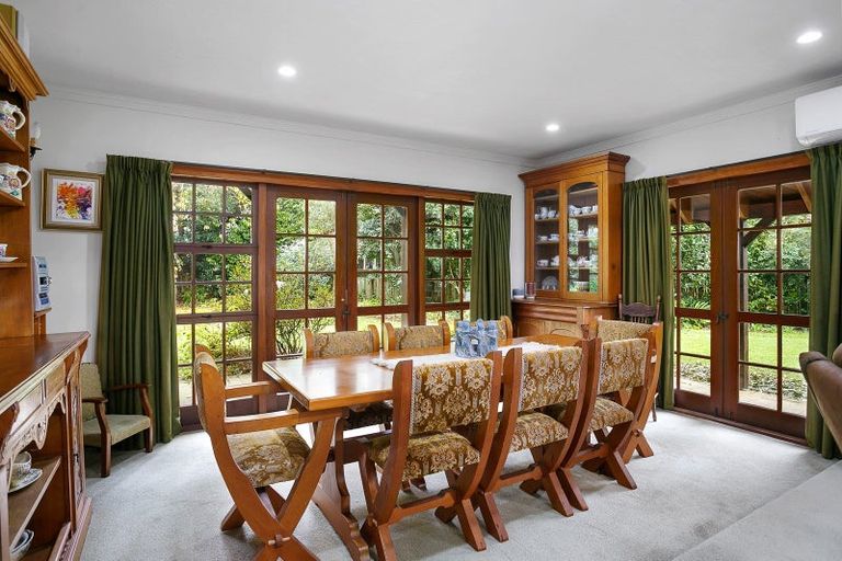 Photo of property in 261 Shakespeare Street, Leamington, Cambridge, 3432