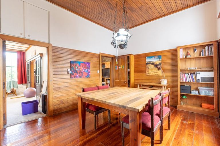 Photo of property in 54 Brightwater Terrace, Terrace End, Palmerston North, 4410