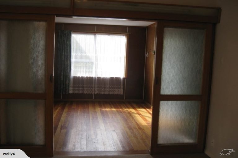 Photo of property in 24 Stone Street, Miramar, Wellington, 6022