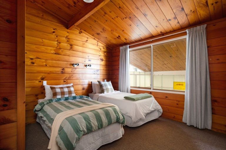 Photo of property in 15 Root Street, Gisborne, 4010