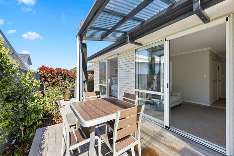 Photo of property in 14 Trevally Place, Snells Beach, 0920
