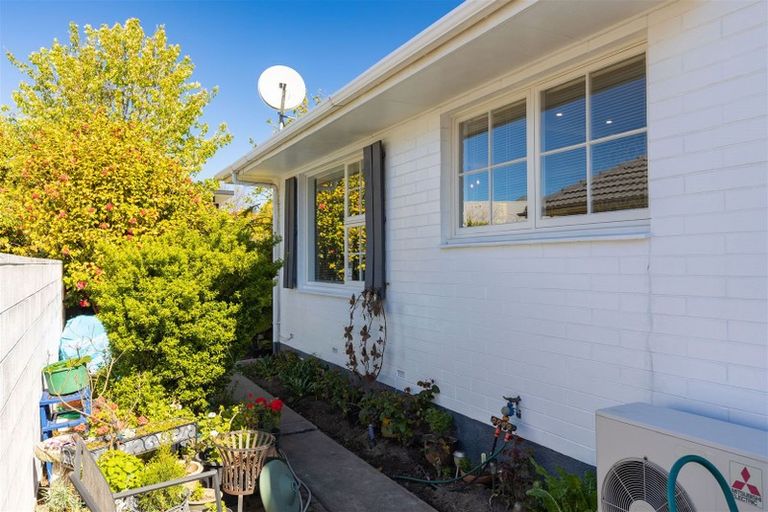 Photo of property in 50a Garden Road, Avalon, Lower Hutt, 5011
