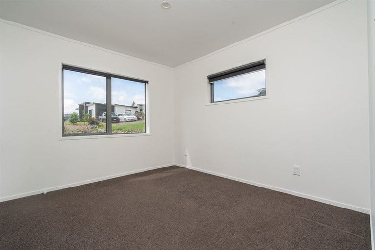 Photo of property in 8 Kuaka Crescent, Mangawhai, 0505