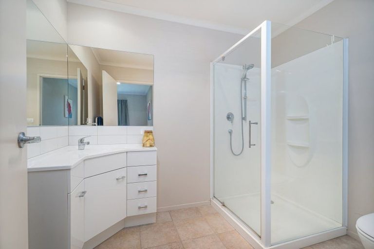 Photo of property in 38 Kupe Drive, Whitianga, 3510