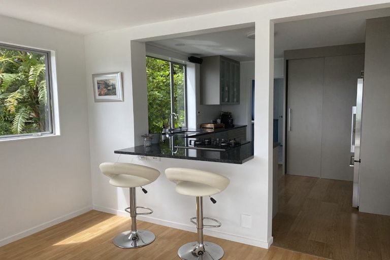 Photo of property in 51 Churchill Road, Murrays Bay, Auckland, 0630