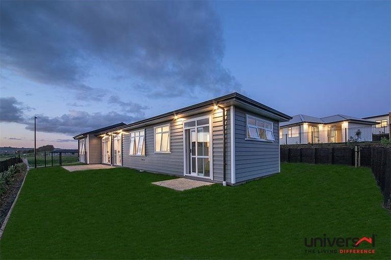 Photo of property in 41 Twin Parks Rise, Papakura, 2110