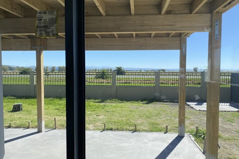 Photo of property in 64 Pelorus Avenue, Poraiti, Napier, 4112