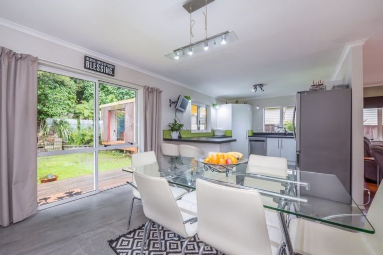 Photo of property in 22 Bridge Road, Birchville, Upper Hutt, 5018