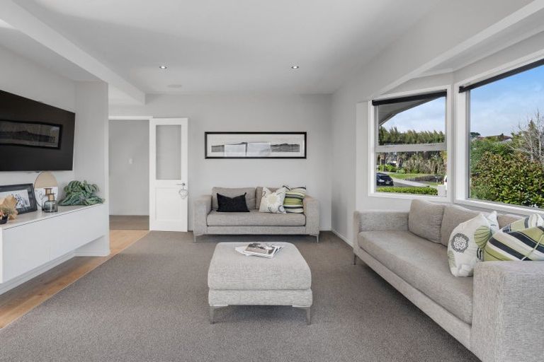 Photo of property in 62 Evelyn Road, Cockle Bay, Auckland, 2014