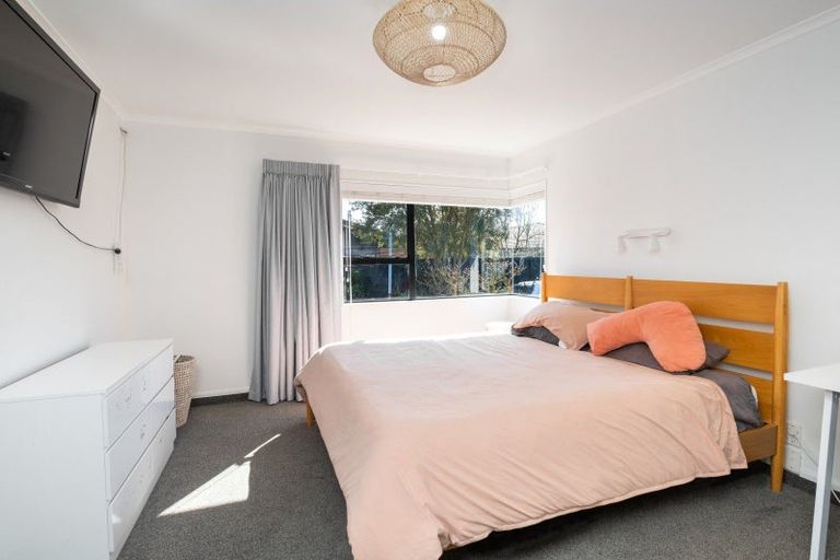 Photo of property in 14 Legorne Lane, Havelock North, 4130