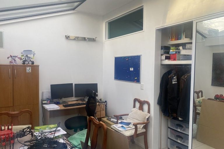 Photo of property in 214 Major Hornbrook Road, Mount Pleasant, Christchurch, 8081