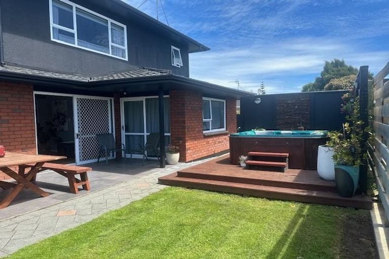 Photo of property in 6 Hampton Place, Springvale, Whanganui, 4501
