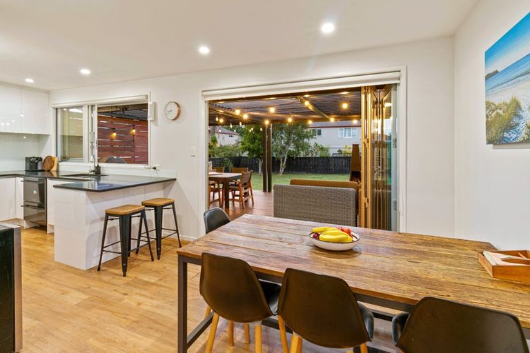 Photo of property in 53 Gordon Avenue, Forrest Hill, Auckland, 0620