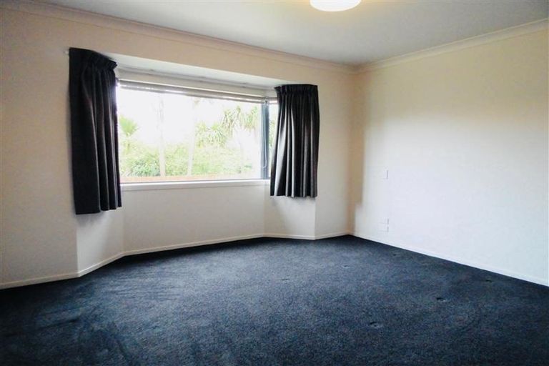 Photo of property in 14a Omata Road, Westown, New Plymouth, 4310