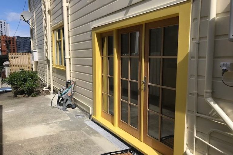 Photo of property in 5 Goring Street, Thorndon, Wellington, 6011