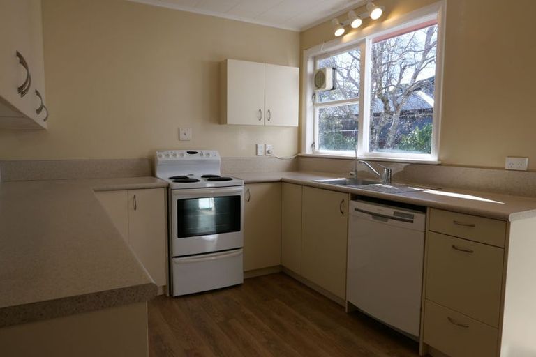 Photo of property in 81 Kiwi Road, Raumati Beach, Paraparaumu, 5032