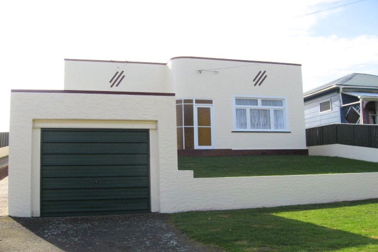 Photo of property in 23 Mason Terrace, Gonville, Whanganui, 4501