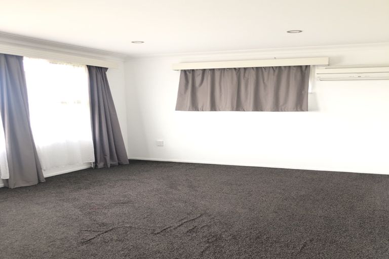 Photo of property in 41 Regent Street, Papatoetoe, Auckland, 2025