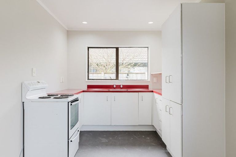 Photo of property in 42a Mcleavey Drive, Kelvin Grove, Palmerston North, 4414