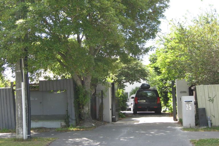 Photo of property in 25 Poynder Avenue, Merivale, Christchurch, 8014