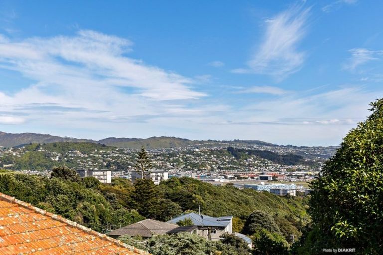 Photo of property in 65 Sidlaw Street, Strathmore Park, Wellington, 6022