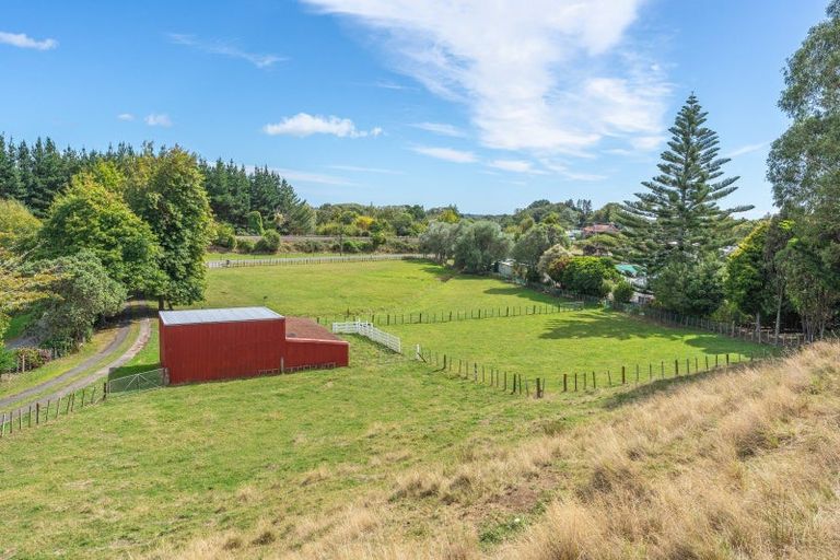 Photo of property in 83 Honi Taipua Street, Manakau, Levin, 5573