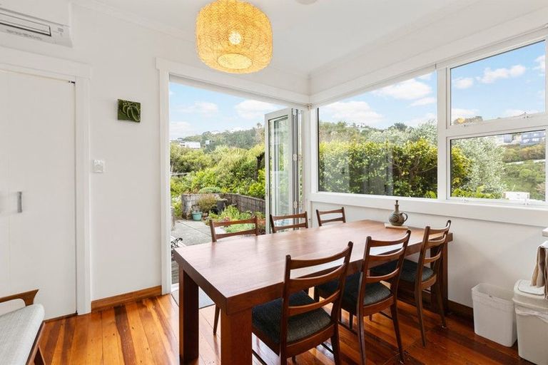 Photo of property in 16 Butt Street, Brooklyn, Wellington, 6021