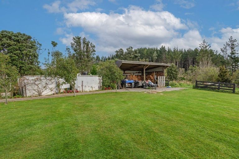 Photo of property in 12 Fleetwood Lane, Turitea, Palmerston North, 4472