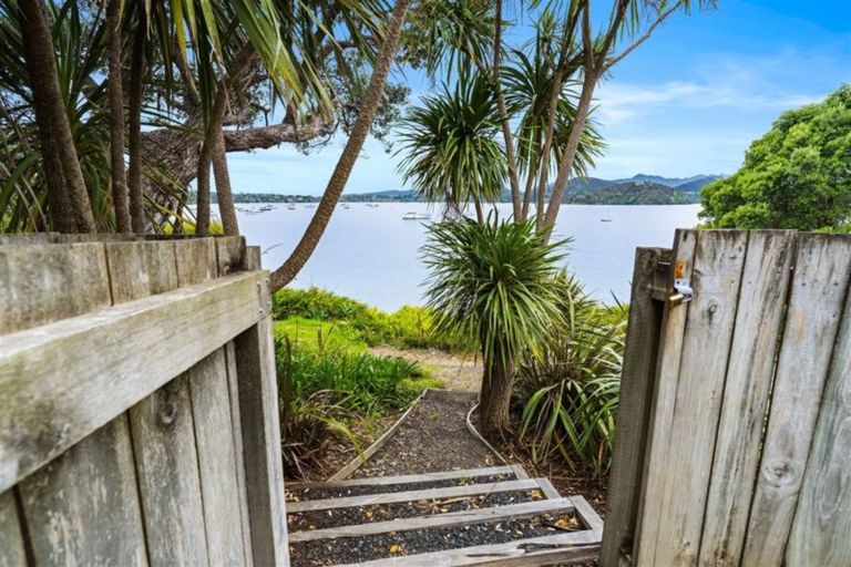 Photo of property in 956a Whangarei Heads Road, Parua Bay, Whangarei, 0174