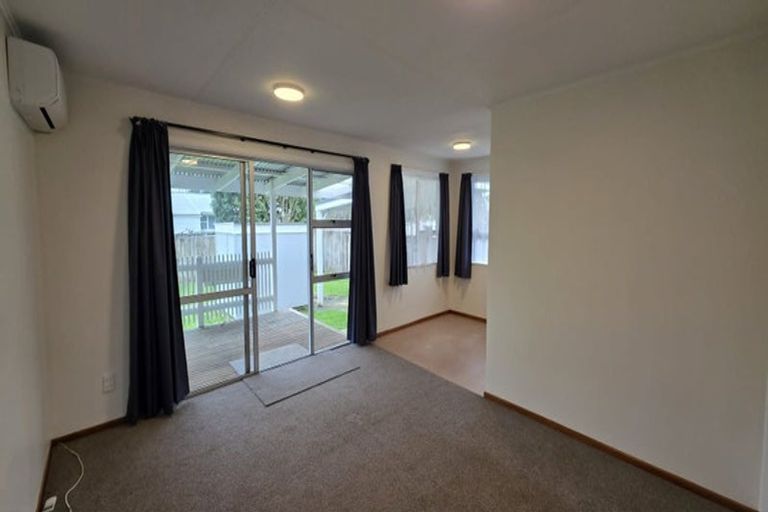 Photo of property in 29 Trelawney Crescent, Westown, New Plymouth, 4310