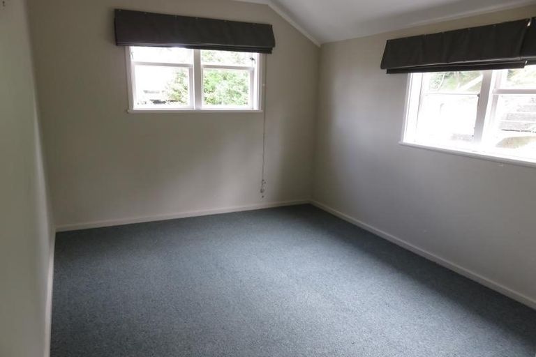 Photo of property in 7 Stephen Street, Johnsonville, Wellington, 6037