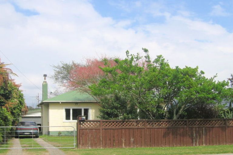 Photo of property in 28 Robinson Avenue, Holdens Bay, Rotorua, 3010