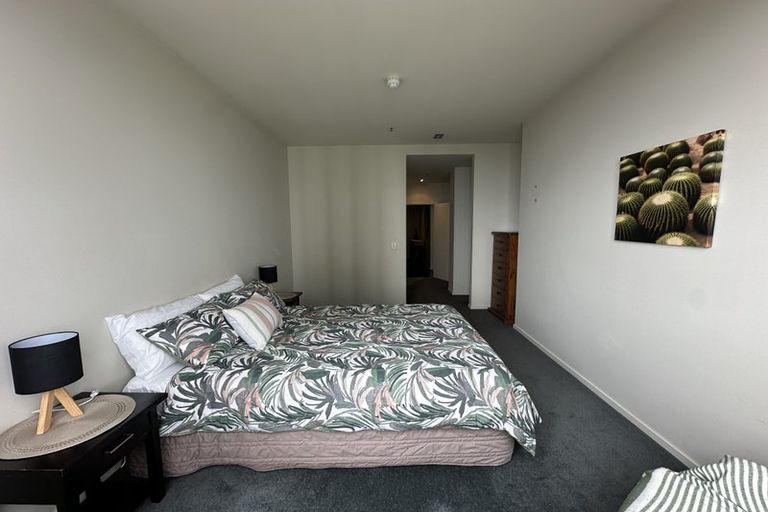 Photo of property in 22 Liardet Apartments, 22 Liardet Street, New Plymouth, 4310