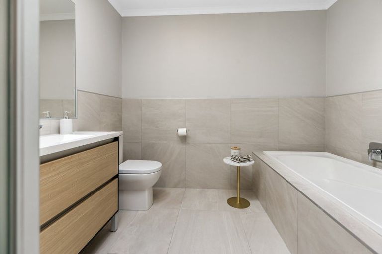 Photo of property in 11 Danga Lane, Hobsonville, Auckland, 0616