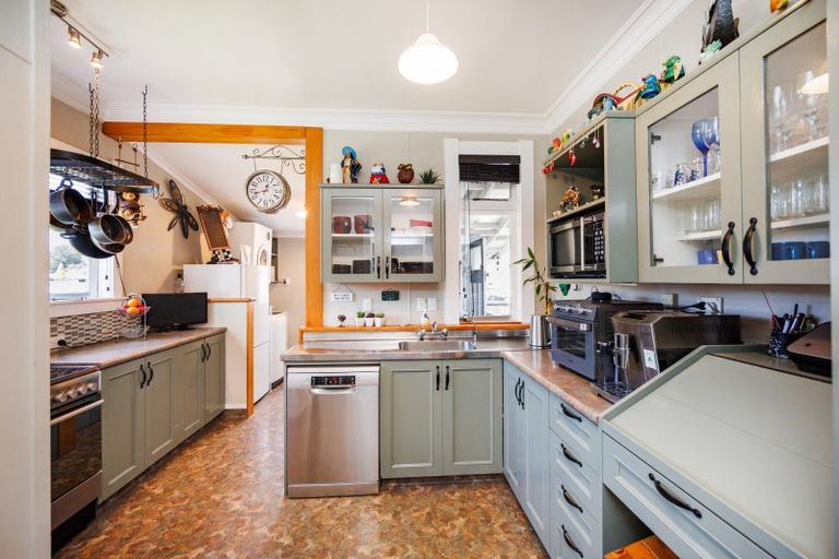 Photo of property in 9 Maunder Street, Marton, 4710