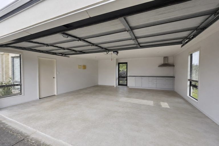 Photo of property in 109 Charles Prevost Drive, The Gardens, Auckland, 2105