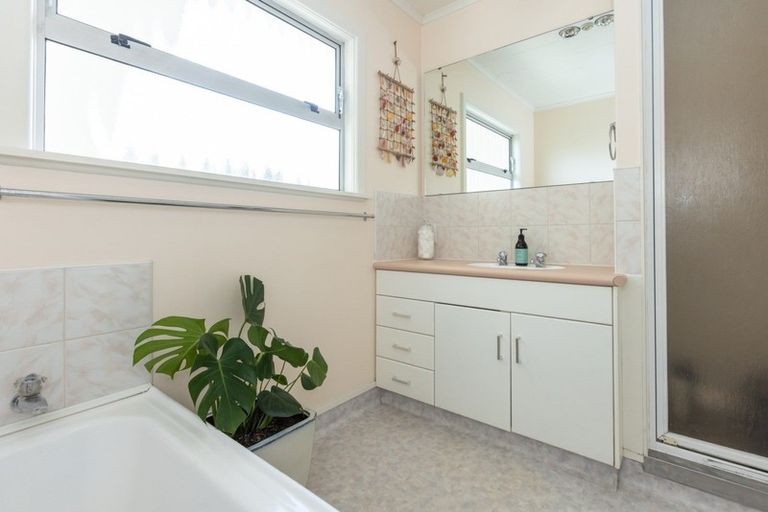 Photo of property in 75 Morris Spence Avenue, Onekawa, Napier, 4110