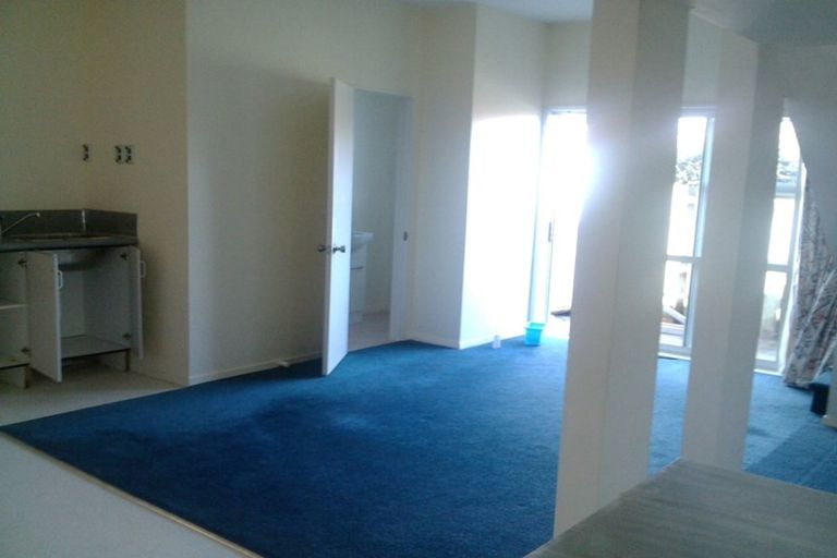 Photo of property in 8 Kentville Place, Somerville, Auckland, 2014