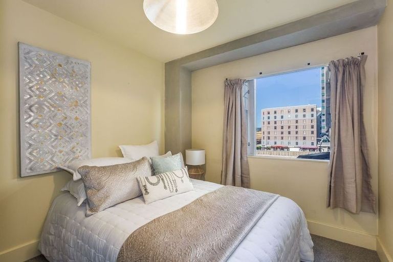 Photo of property in St Pauls Apartments, 44/43 Mulgrave Street, Thorndon, Wellington, 6011