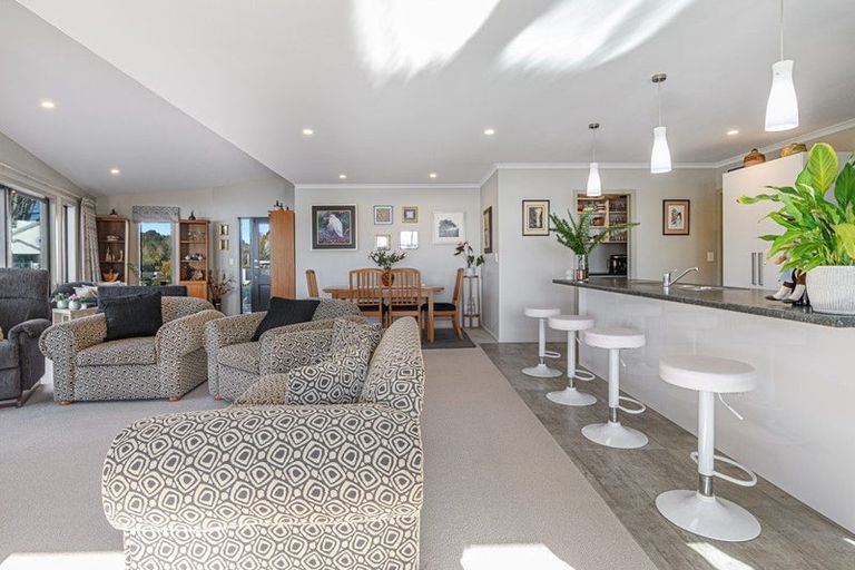 Photo of property in 205 Welcome Bay Road, Welcome Bay, Tauranga, 3112