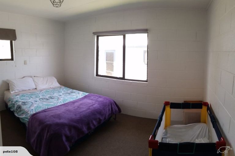 Photo of property in 20 Gillies Crescent, Waimarama, Havelock North, 4294