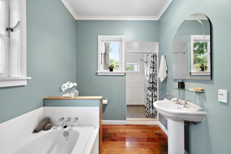 Photo of property in 58 Kenya Street, Ngaio, Wellington, 6035