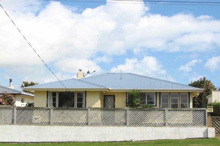 Photo of property in 122 Belt Road, New Plymouth, 4310