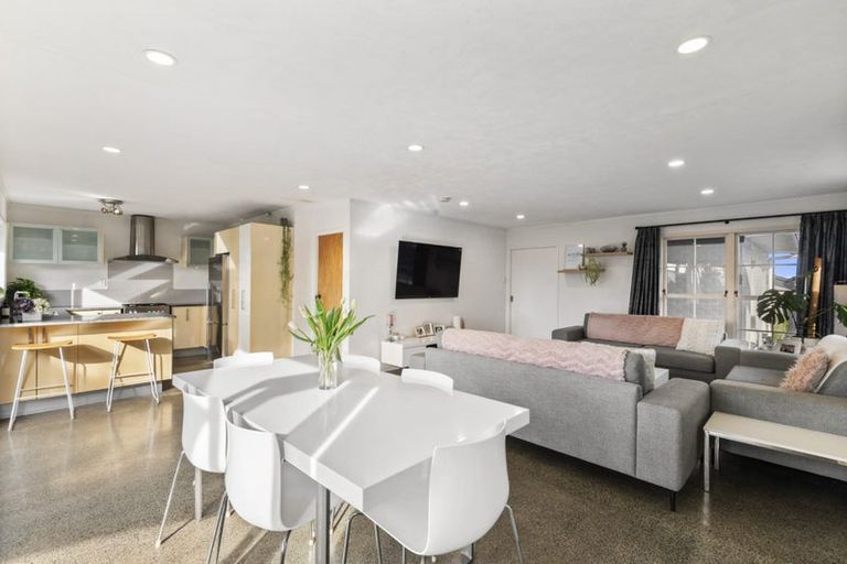 Photo of property in 191 Glamorgan Drive, Torbay, Auckland, 0630