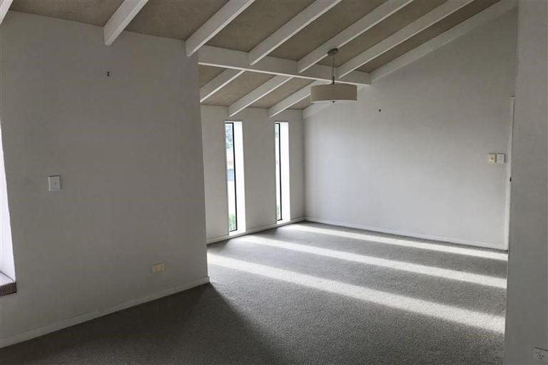 Photo of property in 93a Mount View Road, Bastia Hill, Whanganui, 4500