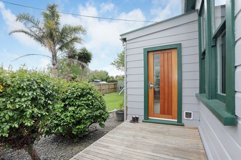 Photo of property in 14 Medway Street, Rongotea, 4476