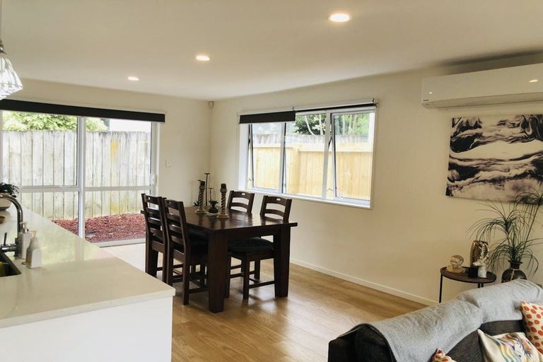 Photo of property in 31 Devonshire Road, Unsworth Heights, Auckland, 0632