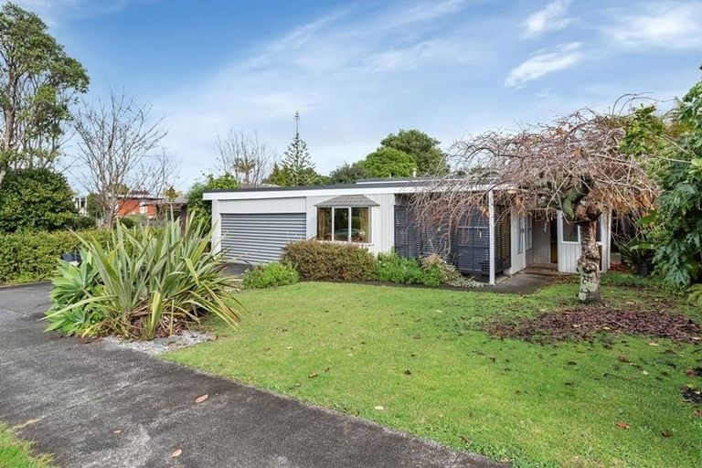Photo of property in 39 Fairway Drive, Te Kamo, Whangarei, 0112